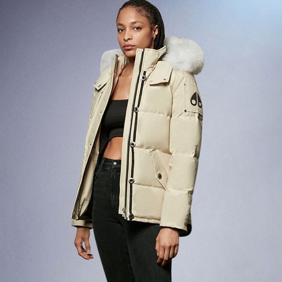 Authentic Womens Mooseknuckle 3Q JACKET - Picture 4 of 16